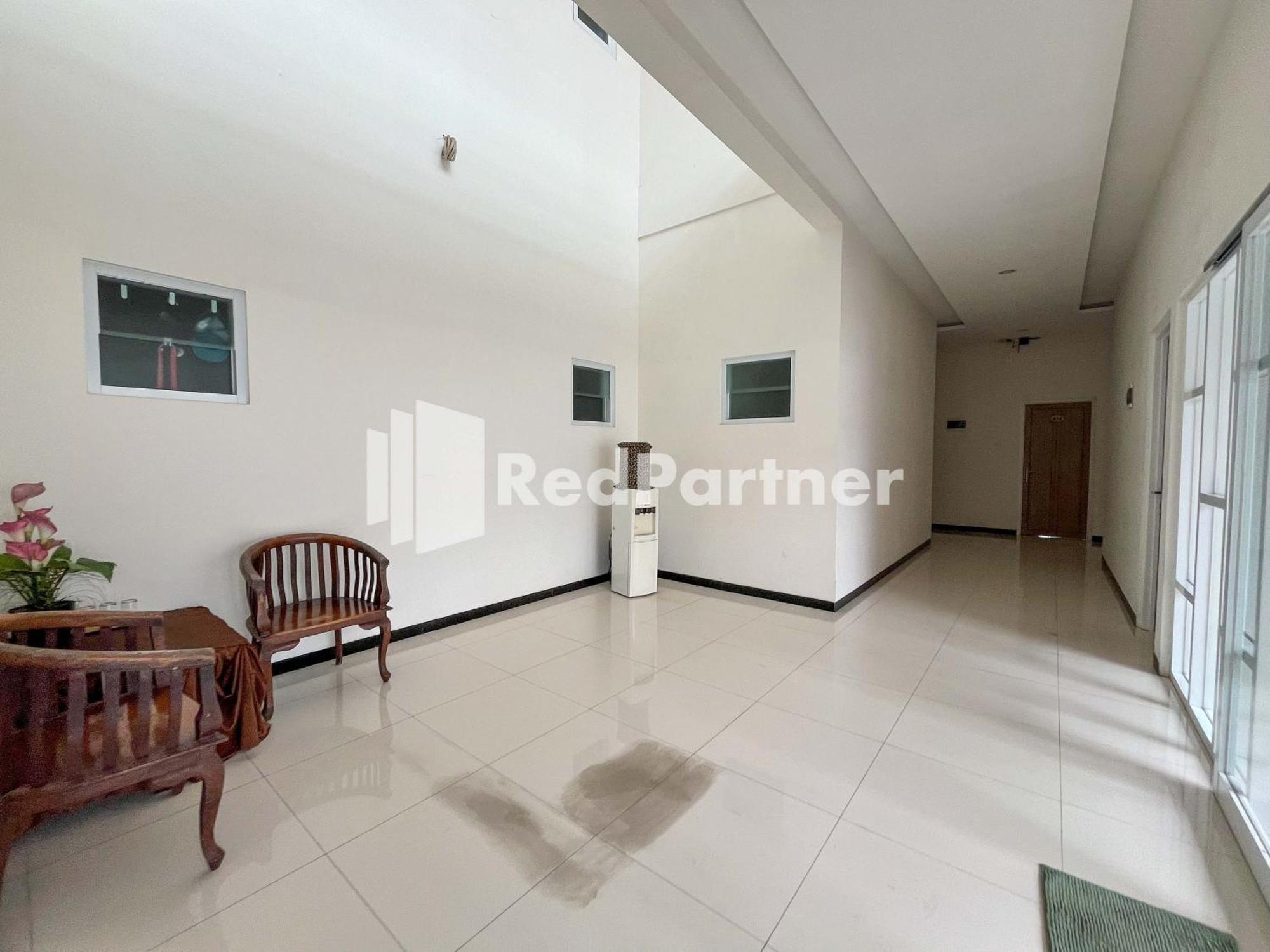 Griya Borobudur Malang Syariah Redpartner Blimbing  Exteriör bild