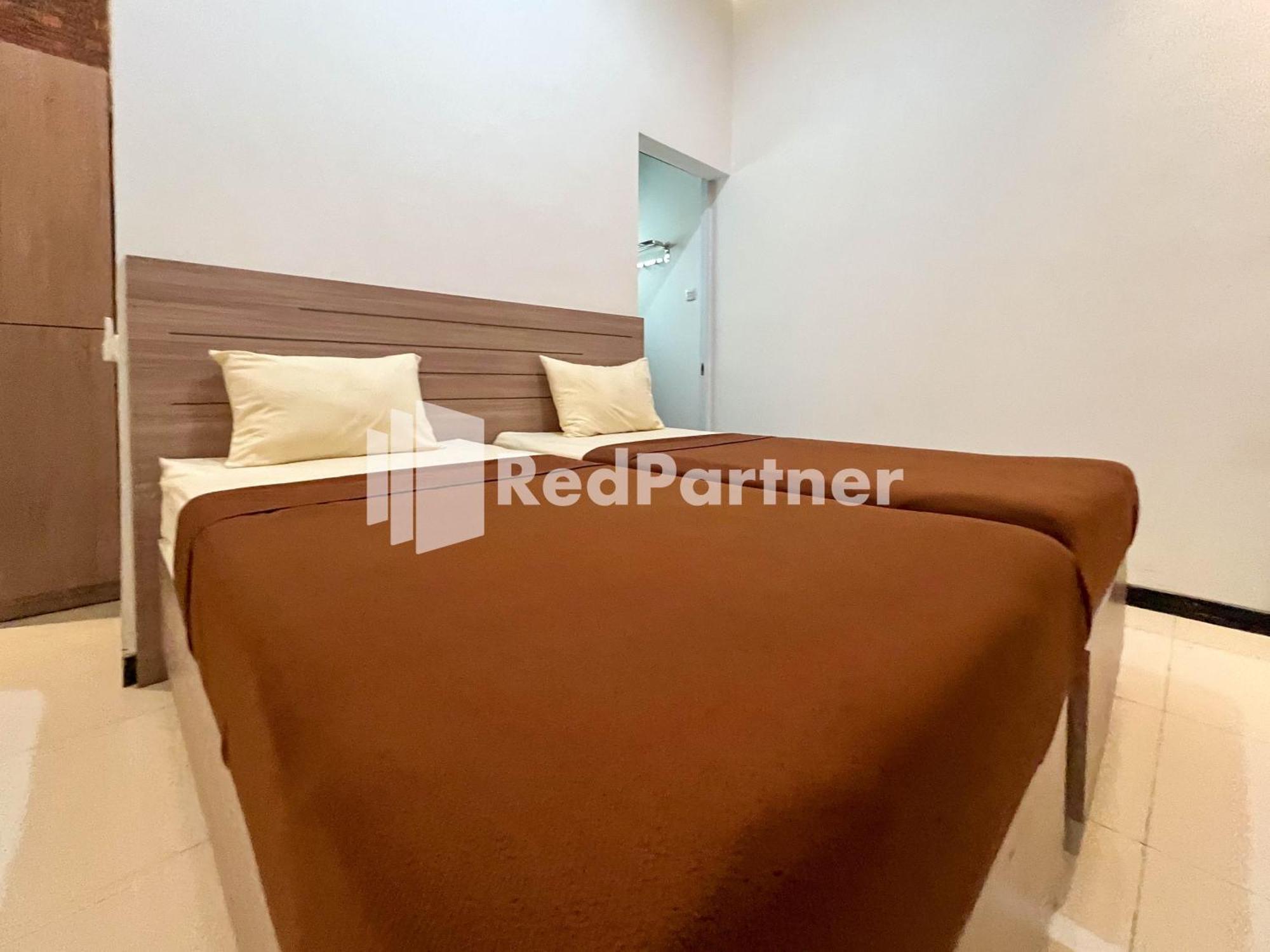 Griya Borobudur Malang Syariah Redpartner Blimbing  Exteriör bild
