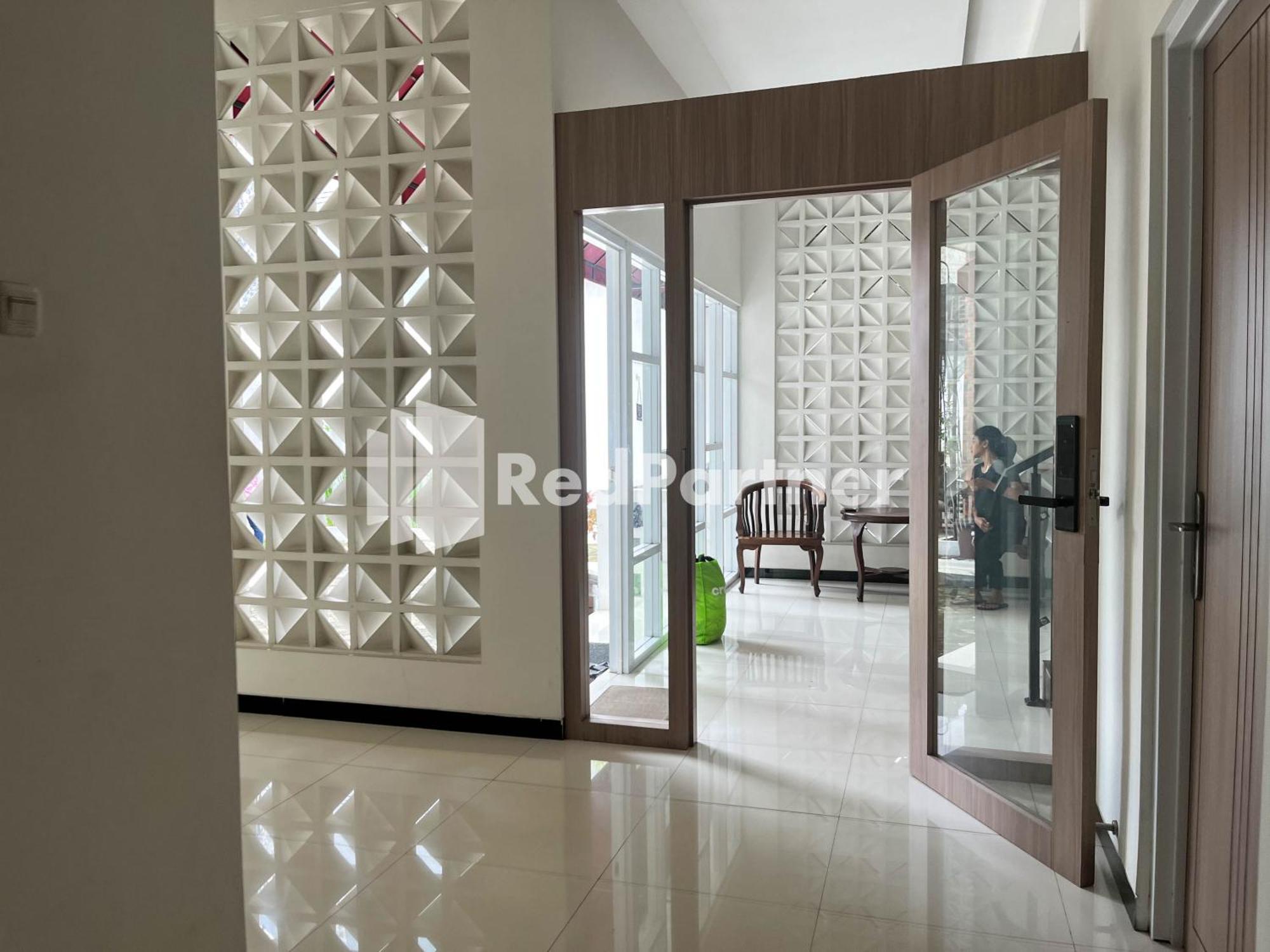 Griya Borobudur Malang Syariah Redpartner Blimbing  Exteriör bild