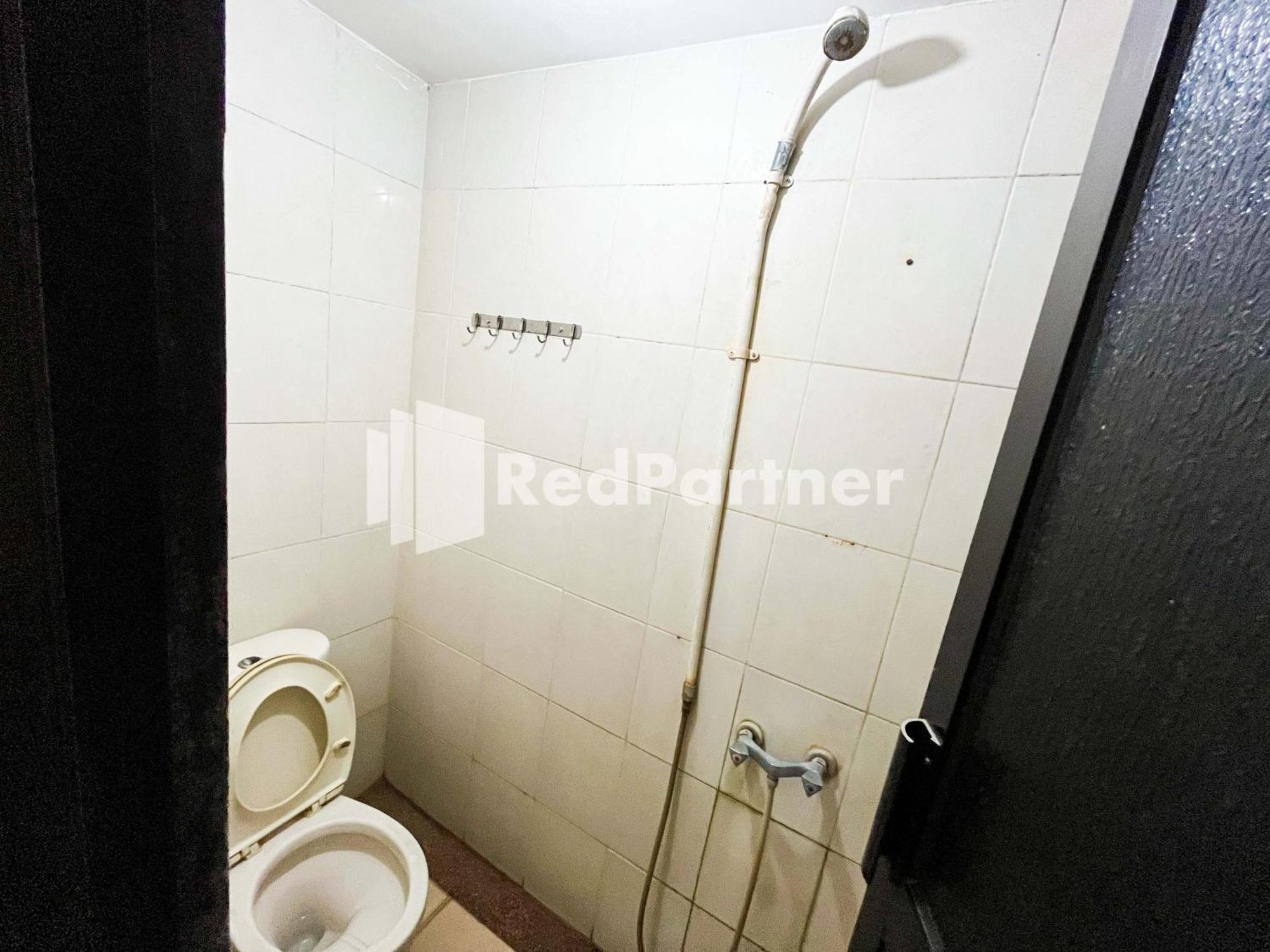 Griya Borobudur Malang Syariah Redpartner Blimbing  Exteriör bild